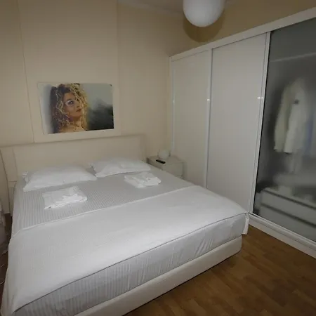 Elpis & George House
